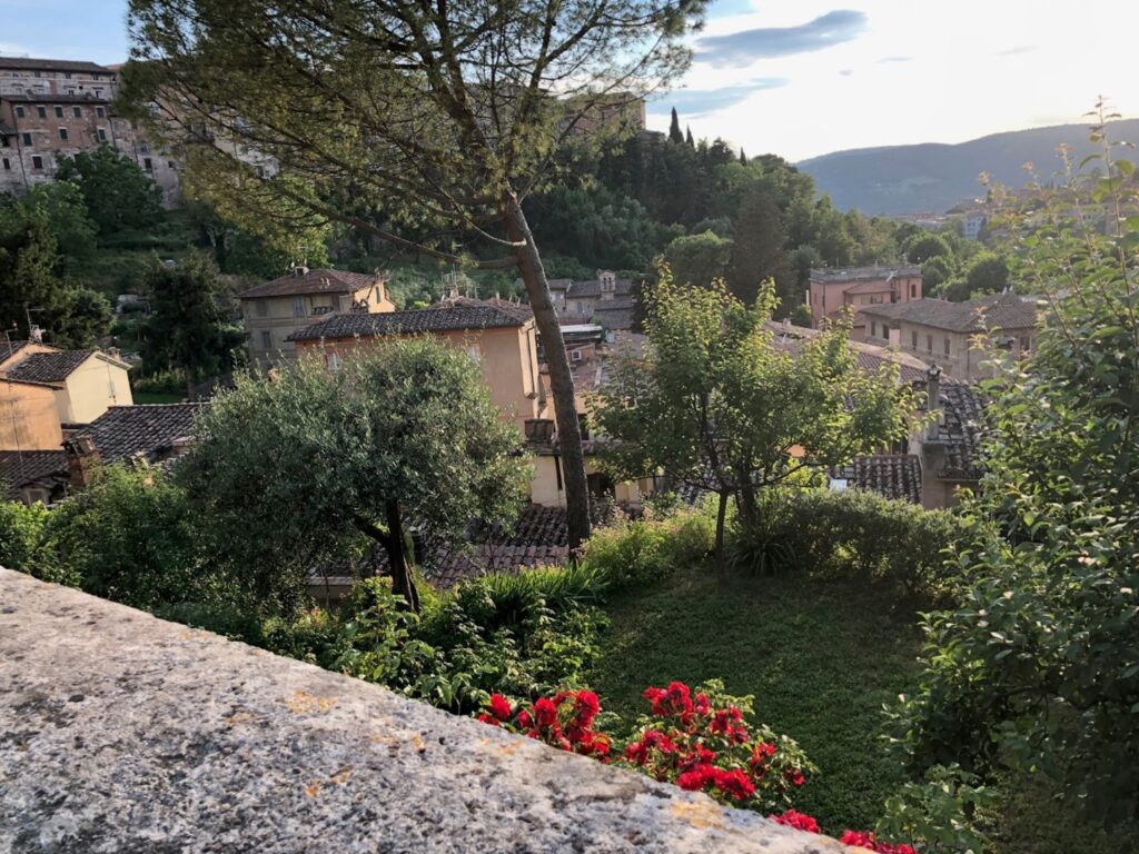 A second view from the via dell'acquedotto